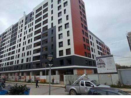 We offer an apartment for sale in a very good area New Boulevard