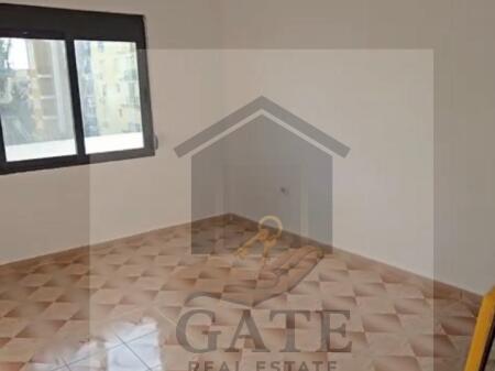 🏡 Shitet apartament 2+1+2 tualete ,Golem