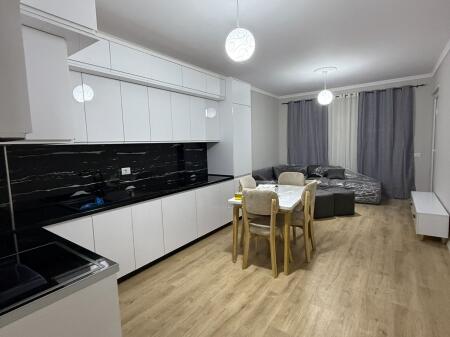 Appartamento 2+1 in Affitto*   📍 *Univers City