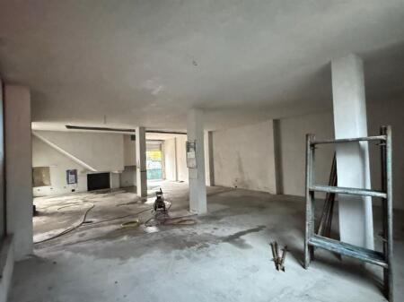 WAREHOUSE FOR RENT 180 M2 AVIATION FIELD 1200 EURO