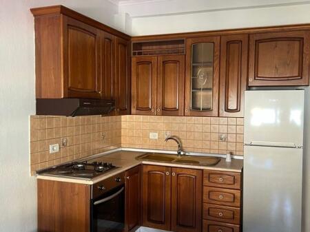 Girl wanted to share rent house in Center