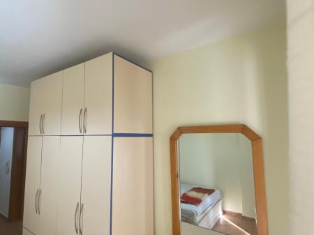 Jepet me qera apartament 1+1