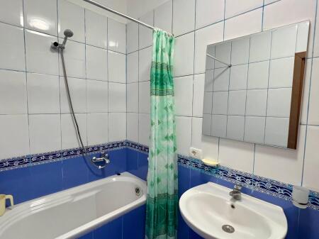 In Affitto: 1+1 📍Piazza Wilson (Petro Nini) - 700€ - Sup. 75m² - 6° Piano || Palazzo Vicino alla Strada Principale⚡️