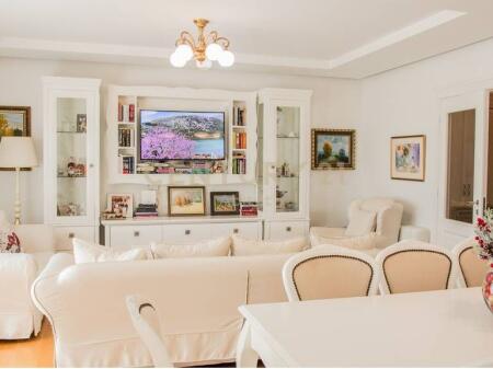 FOR SALE SUPER PREMIUM APARTMENT – ARTIFICIAL LAKE, ADJACENT TO THE ZOOLOGICAL GARDEN