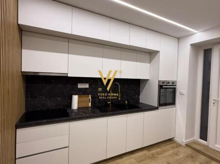 JEPET GARSIONERE 50 M2 ME QIRA TE 21 DHJETORI 550 EURO