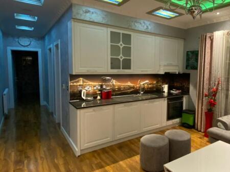 Allias, jepet me qira super apartament 2+1!