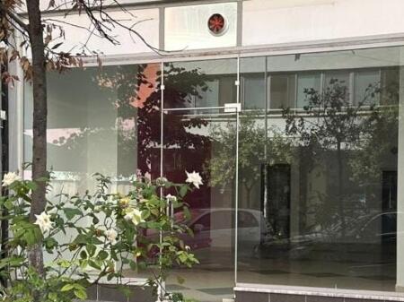 DYQAN ME QERA 82 M2 ASTIR 82.000 LEKE