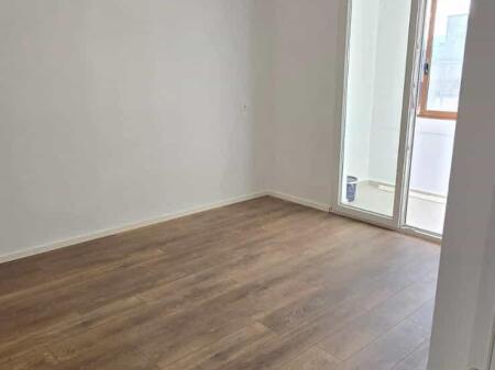 Apartament Ne Shitje 1+1 Tek 21 Dhjetori (ID B111134) Tirane