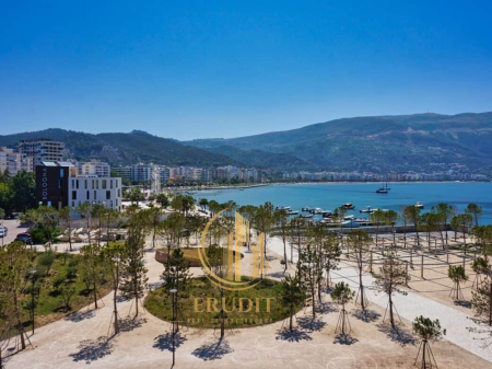 Shitet ose jepet me qira dyqan në zonën e Skelës, pranë Vlora Marina