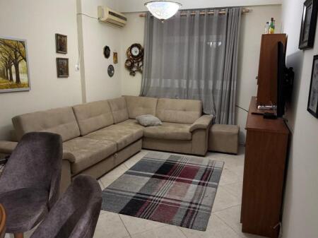 Apartament Me Qera 3+1+2 Tek Bulevardi Zogu I Pare (ID B230158) Tirane.