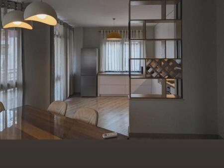 🏠 APARTMENT FOR RENT 3+1+🅿️ 📍 Artificial Lake, Tirana 💶 Price: 2500€/Month 🏢 5th floor | Building with elevator 🛁 3 bathrooms 🚗 1 dedicated parking spot