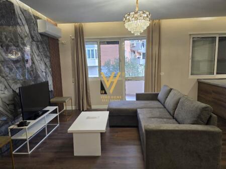 JEPET APARTAMENT 2+1+BLK ME QERA TE KOPSHTI BOTANIK 55.000 LEKE