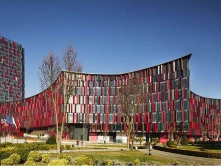 COMMERCIAL SPACE FOR OFFICE RENT NEAR QEMAL STAFA STADIUM!