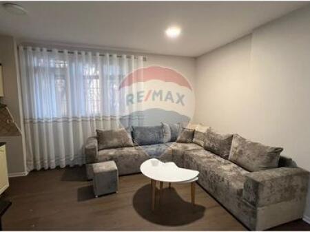 Appartamento - In Affitto - Ex Campo di Aviazione, Tirana