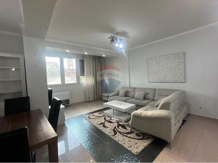 Shitet apartament 3+1+2 ne Myslym Shyr