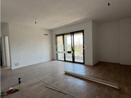 BULEVARDI I RI, SHESIM APARTAMENT 1+1