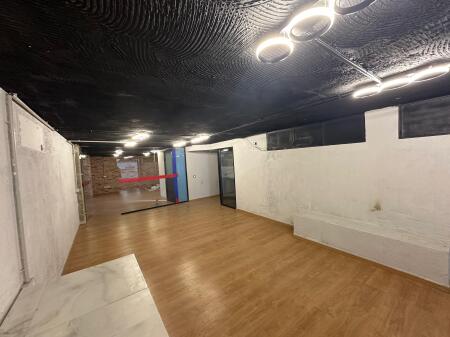 ufficio in affitto a myslym shyr