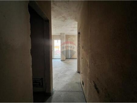 Apartament - Për Shitje - Rruga Ali Demi, Tiranë(ID: 530181090-88)