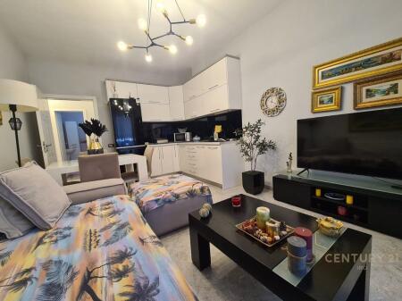 APPARTAMENTO 1+1+STUDIO CON BALCONE! 600 € /mese