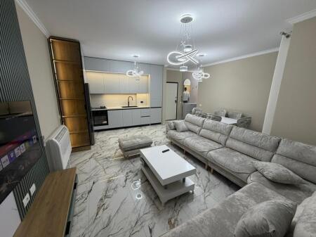 Apartment me qera 2+1+2+parkim 5 maji