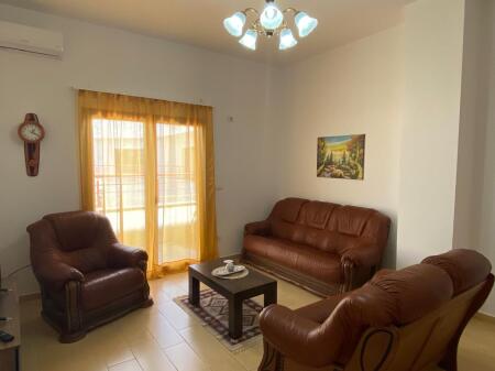 Apartament kat i fundit, Vlorë qendër
