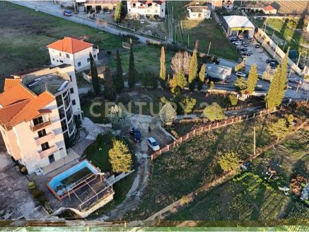 Hotel 4 kate ne shitje 600000€