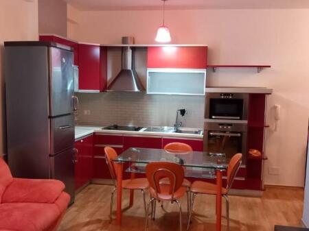 🏢In the 21 Dhjetori area, near Joena Supermarket, a 1+1 furnished apartment is for rent, 600 Euro   