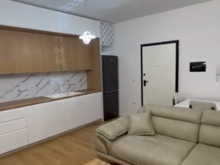 APARTAMENT ME QERA 1+1 ZOGU ZI 70.000 LEKE