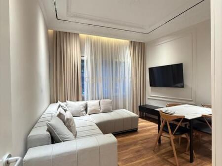 Apartament 2+1 Me Qira në Bulevardin Kryesor, Durrës !