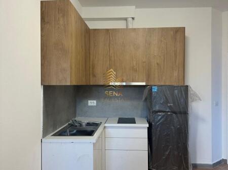 Rent, Studio, Xhamlliku 35,000 ALL/month