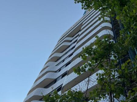 SHES APARTAMENT 1+1 ISH - PARKU 173.000 €