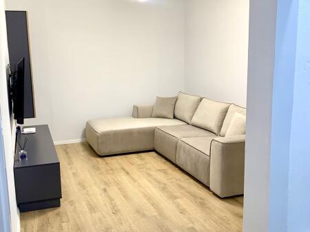 Apartament 1+1 Me Qera Tek Stacioni i Trenit (ID B211292) Tirane