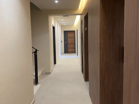 Zyre Ndarje Qera - Myslym Shyre . 50m2