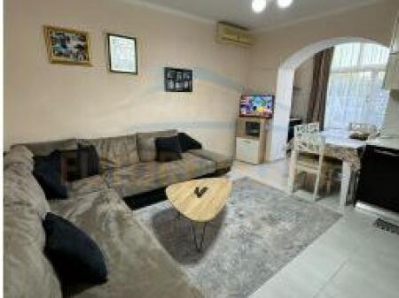 Shitet, Apartament 2+1, Qyteti Studenti, Tirane