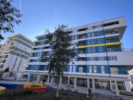 Univers CITY , 2+1+2wc+verande in vendita