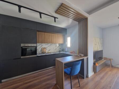 Jepet apartament me qera 1+1