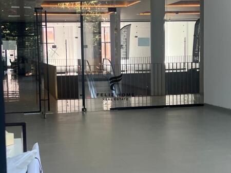 AMBIENT BIZNESI ME QERA 75 M2 RRUGA E KAVAJES 150.000 LEKE