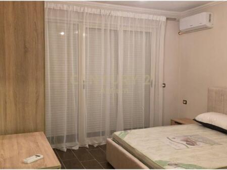 JEPET ME QIRA APARTAMENT 2+1 NE YZBERSHIT!