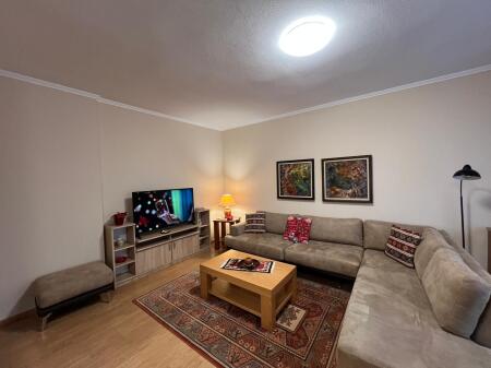 Apartament 1+1 me Qira te Pazari i Ri