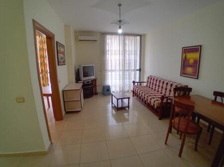 Jepet apartament me qera 1+1