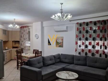 JEPET APARTAMENT 2+1+2+2BLK ME QERA TE RRUGA VASO PASHA 950 EURO