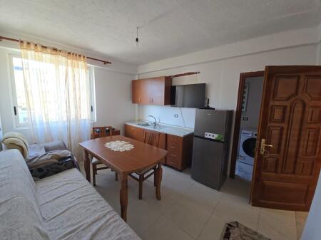 JEPET ME QERA APARTAMENT 2+1 TEK CEZMA E FERRES DURRES
