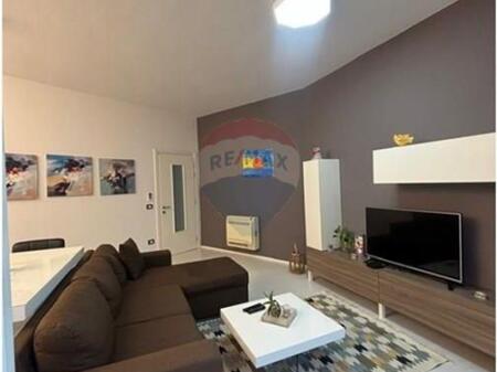 Apartament me qeta 1+1 te kopshti Botanik