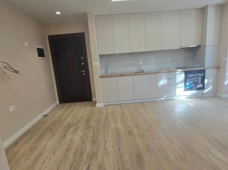 Appartamento 2+1 Vuoto in Affitto presso il Campo di Aviazione. Prezzo 600 Euro