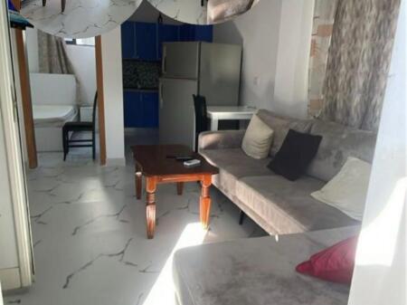 Apartament 1+1 me qira tek spitali amerikan 3.