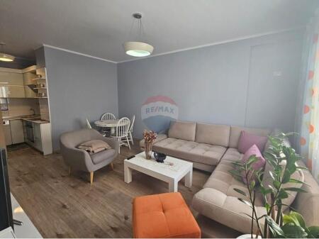 Apartament me qera 1+1 te KMY Yzberisht