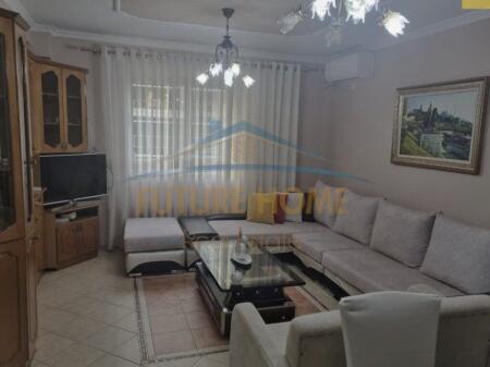 Rent, Apartment 2+1, Barricades Street