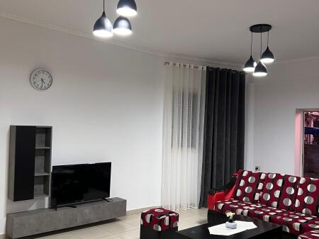 JEPET SHTEPI PRIVATE ME QIRA VLORE!!