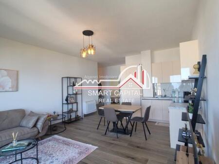 SHITET APARTAMENT 2+1+GARAZH, NE UJIN E FTOHTE VLORE !