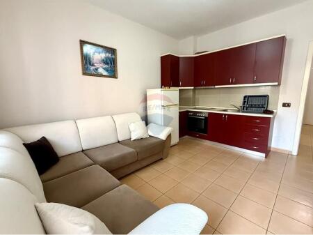 Apartament ne shitje 2+1 te KMY Yzberisht